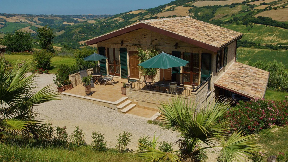 Ripatransone Apartment | Biological apartment "L'Olivo" of "La Casa di Petra" on the Adriatic coast