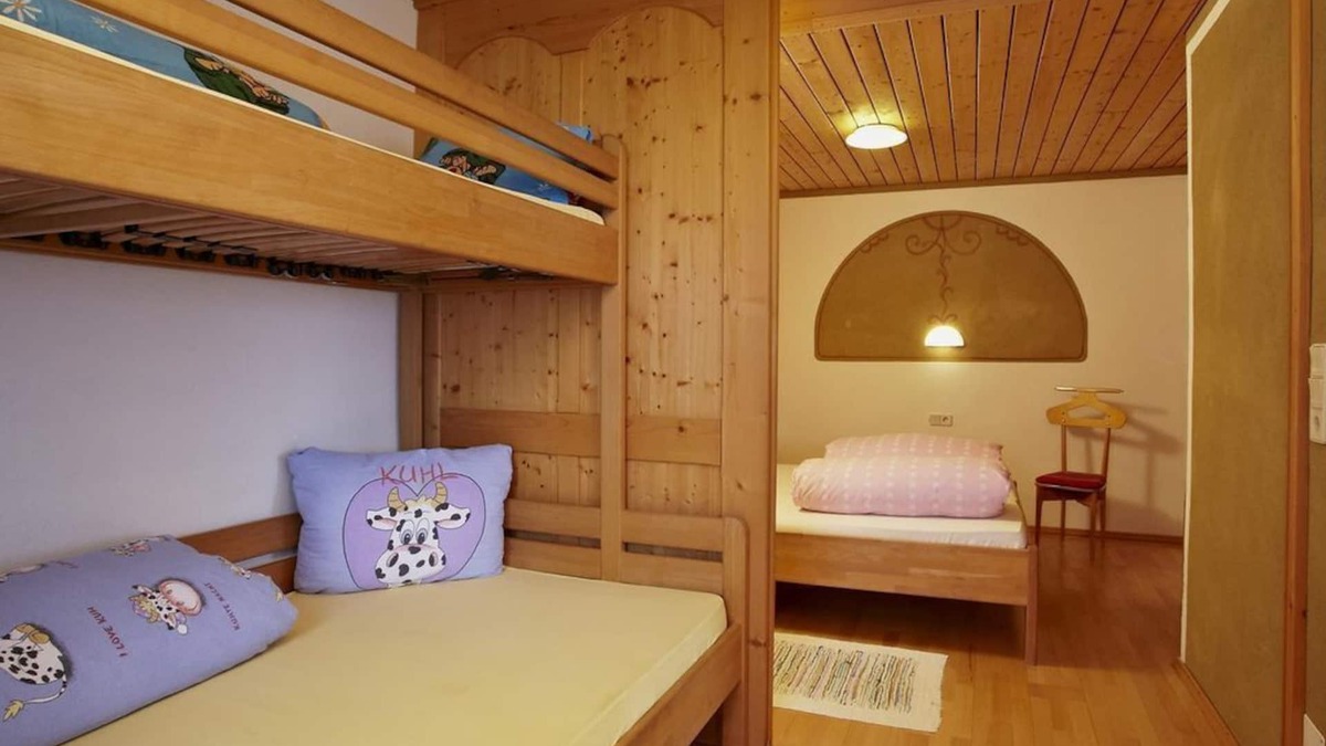 Eberstein House | Bionest III - Familienzimmer - Biolandhaus Arche