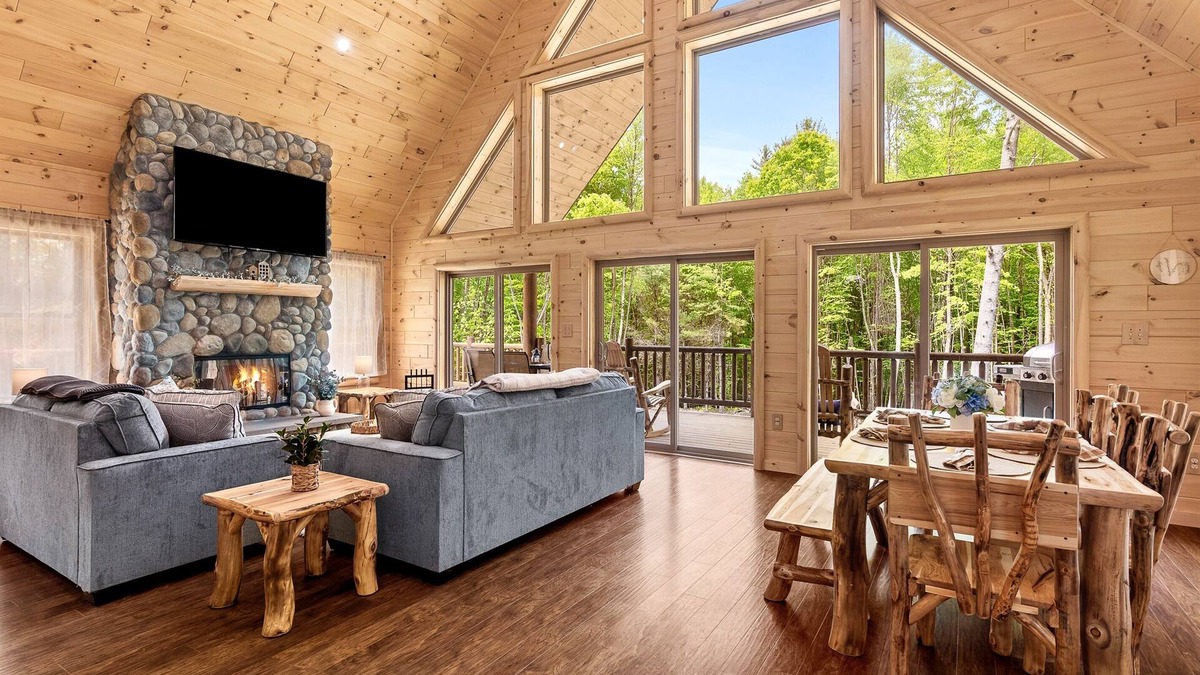 West Oneonta Cabin | Birch Cabin Lakefront & Secluded Kayaks Fishing!