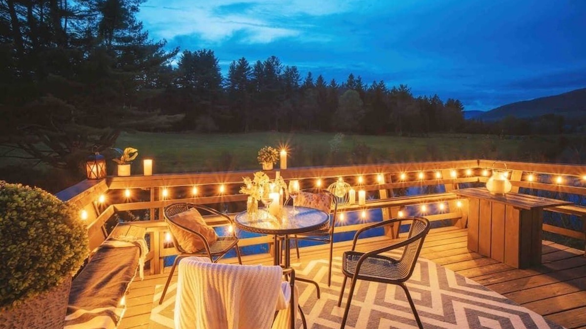 Weston Cottage | Birch Hollow Cottage: a riverside Vermont retreat