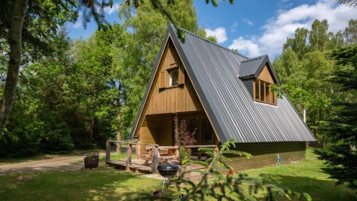 Beauly House | Birchwood Cottage by Interhome