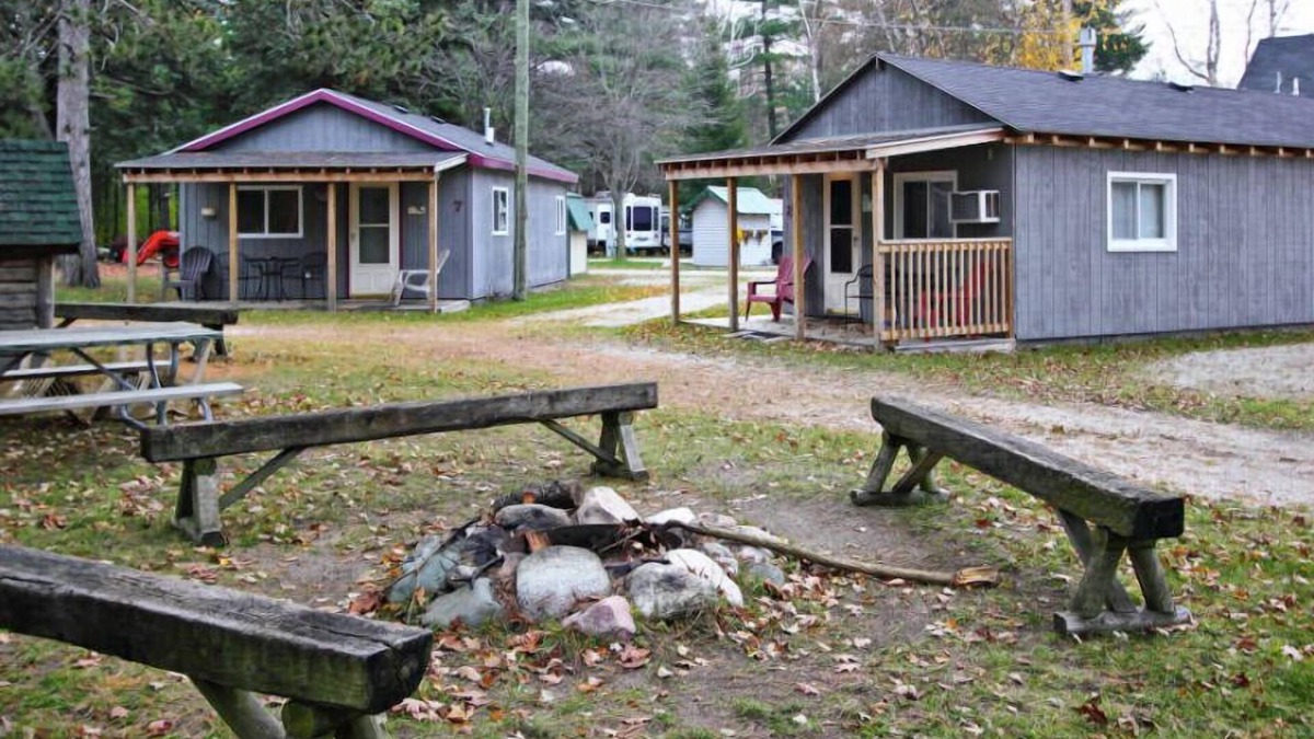Cadillac Cabin | Birchwood Resort & Campground