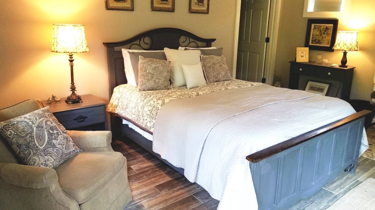 Macon Cabin | BirdDog Farm Cabin #2