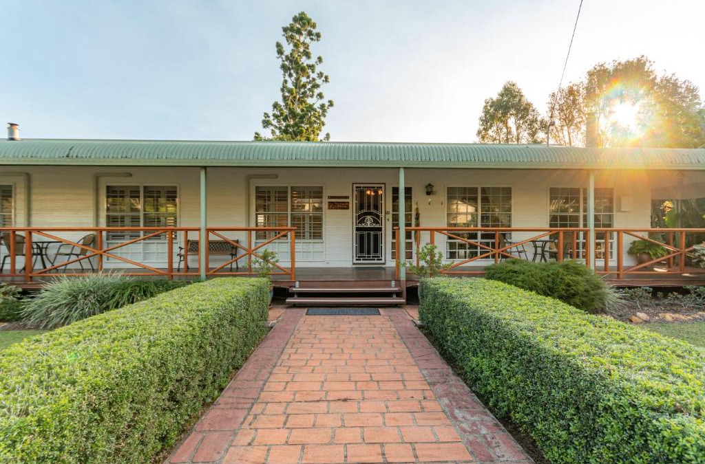 Yungaburra House | Birds 'n' Bloom Cottages