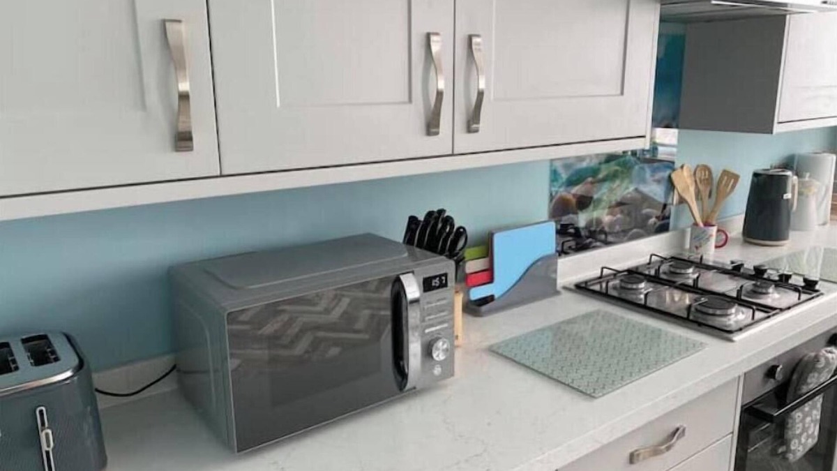 Amble Apartment | Birdsong View - comfortable apartment in Amble