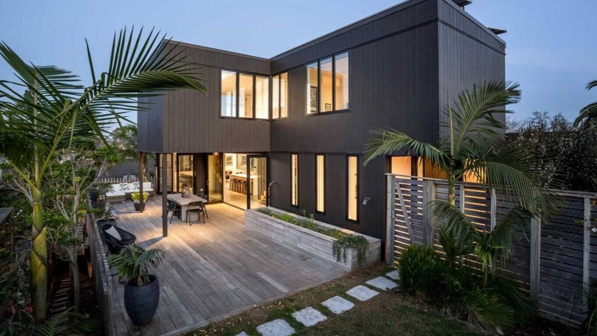 Birkenhead House | Birkenhead Point Beauty - quiet family home with amazing views.