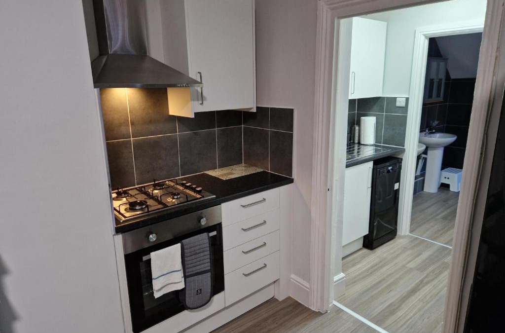 Birtley Apartment | Birtley's Amethyst, 3 bedroom Apt ,sleeps 6 Guest