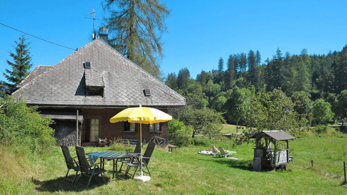 Hinterzarten House | Bistenhof by Interhome