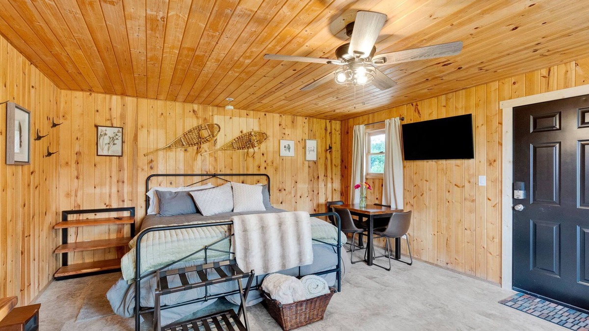 Stevensville Cabin | Bitterroot King Cabin