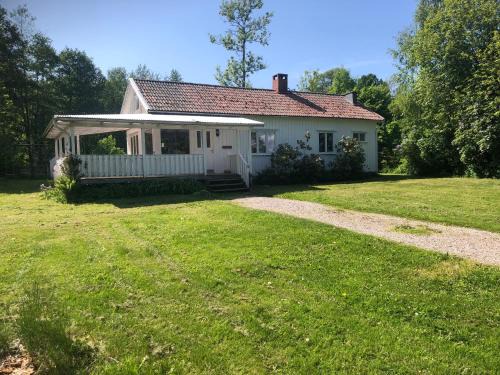 Hokerum Apartment | Björnstugan