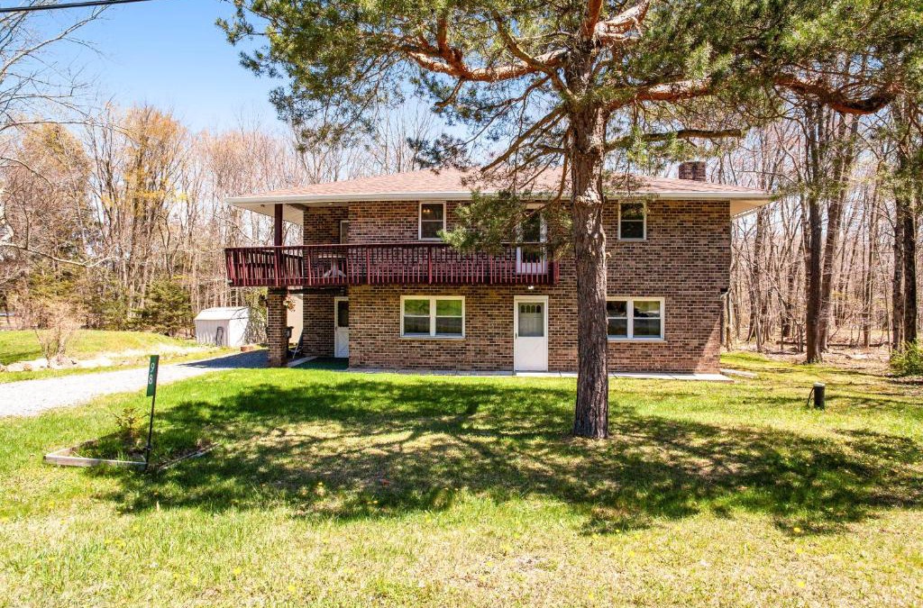 White Haven House | Black Bear Pass