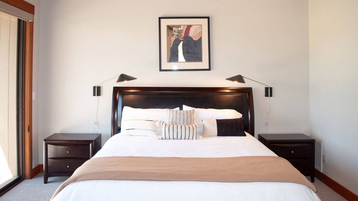 Black Butte Ranch Apartment | Black Butte Ranch Lodge Room 015