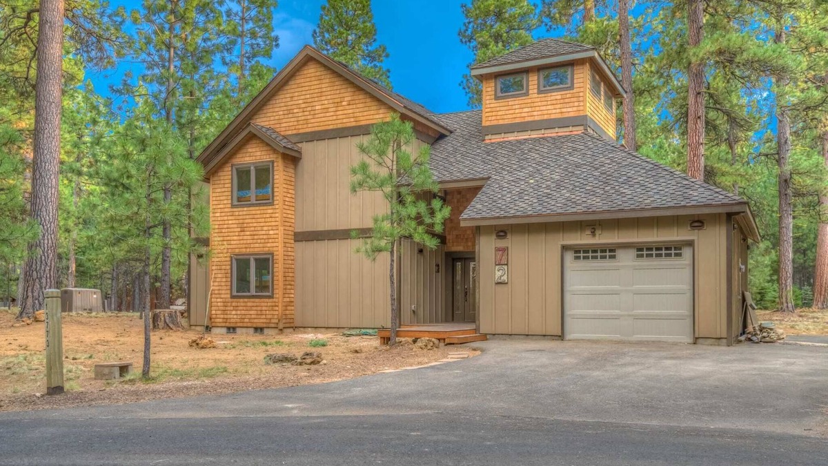 Black Butte Ranch House | Black Butte Ranch South Meadow 072