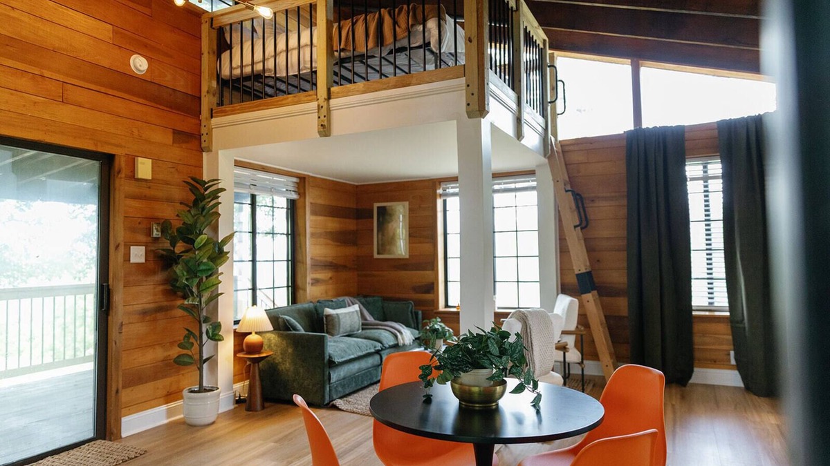 Stanton Cabin | "Black Hawk" - Overlook Cabin in RRG