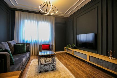 Matiçan Apartment | Black Marble Apartment