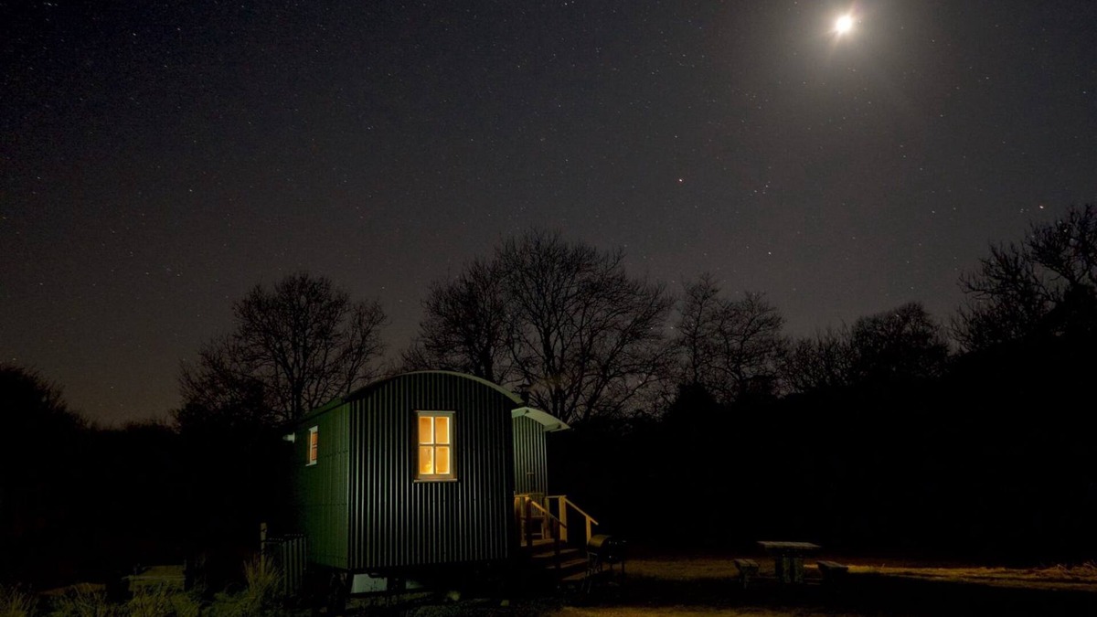 Llangadog Cabin | Black Mountain BreakAway