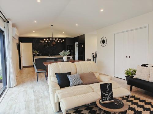 Prebbleton House | Black Pearl-4 bedroom brand new designer house