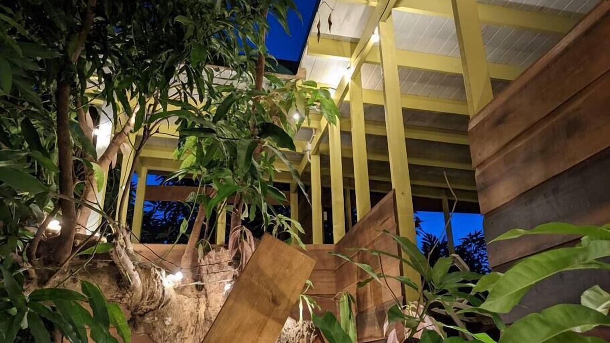 Gros Islet Cabin | Black Pearl Estate. Tree Cottage