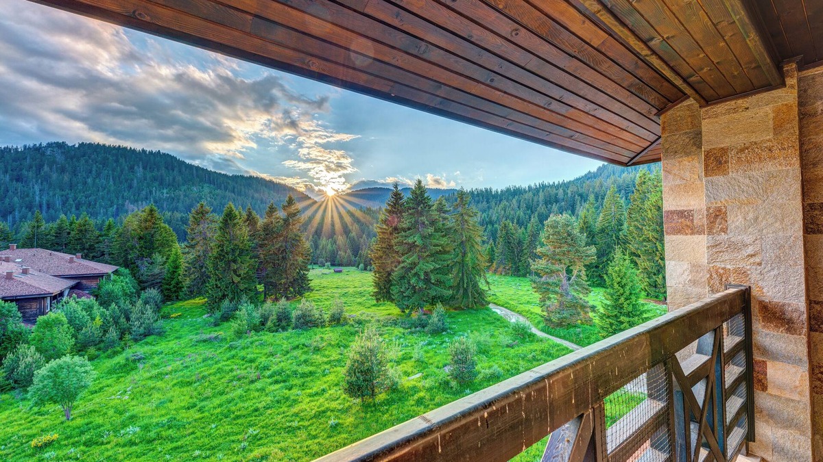 Smolyan Apartment | BlackBox StudionCharming 1-bedroom apartment in enchanting Pamporovo with WiFi