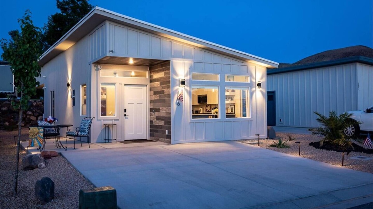 Hurricane House | Blackrock Bungalow Your Escape in Southern Utah