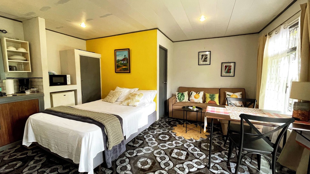 Grecia Apartment | Blanc Haus 5 min from the center of Greece