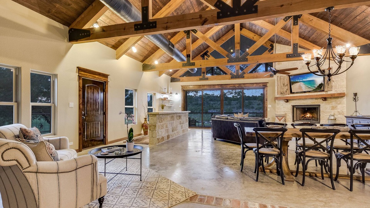 Blanco House | Blanco River, Beautiful Valley, 6 Acres, Sleeps 11, Pool & Hot Tub.