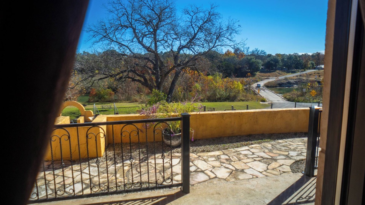Blanco Cottage | Blanco Riverside Cottages & RV