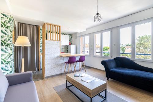 Quartier de France Apartment | Bleu rivage F3 bord de l'Allier - parking gratuit - 2 étoiles