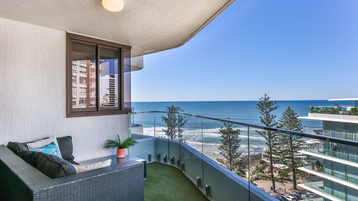 Burleigh Heads Apartment | Bliss By The Sea - Absolute Beachside Luxury