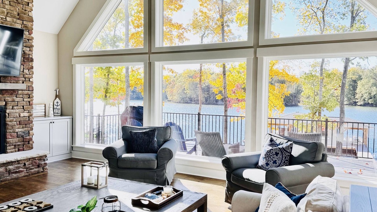 Mineral House | Bliss Lake Anna: Luxury Waterfront on the private side of Lake Anna
