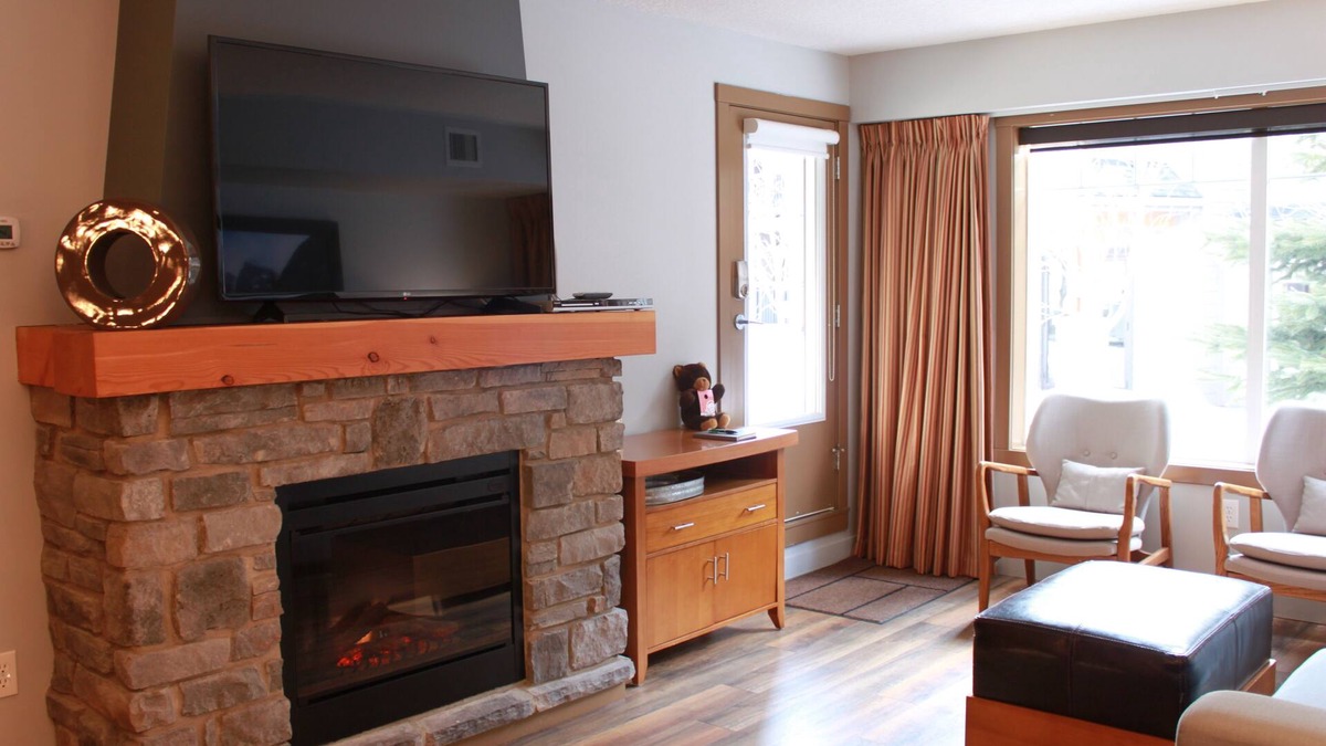 Dead Man's Flats Condo | -BLISSFUL 2 BEDROOM IN THE BEAUTIFUL BOW VALLEY CORRIDOR!