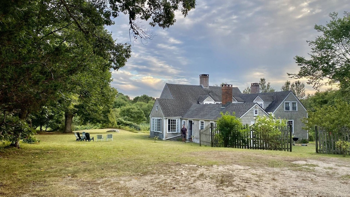 Wareham House | Blissful paradise on 11 acres with lovely views, private beach and tennis court