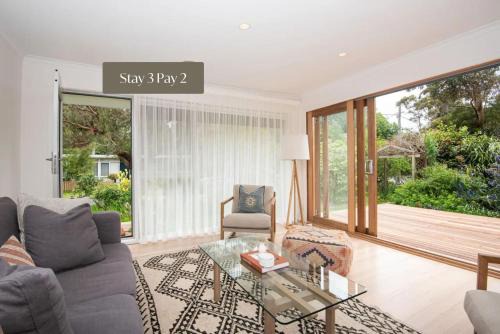 Somers House | Blissful Serenity in Somers Walk to the beach