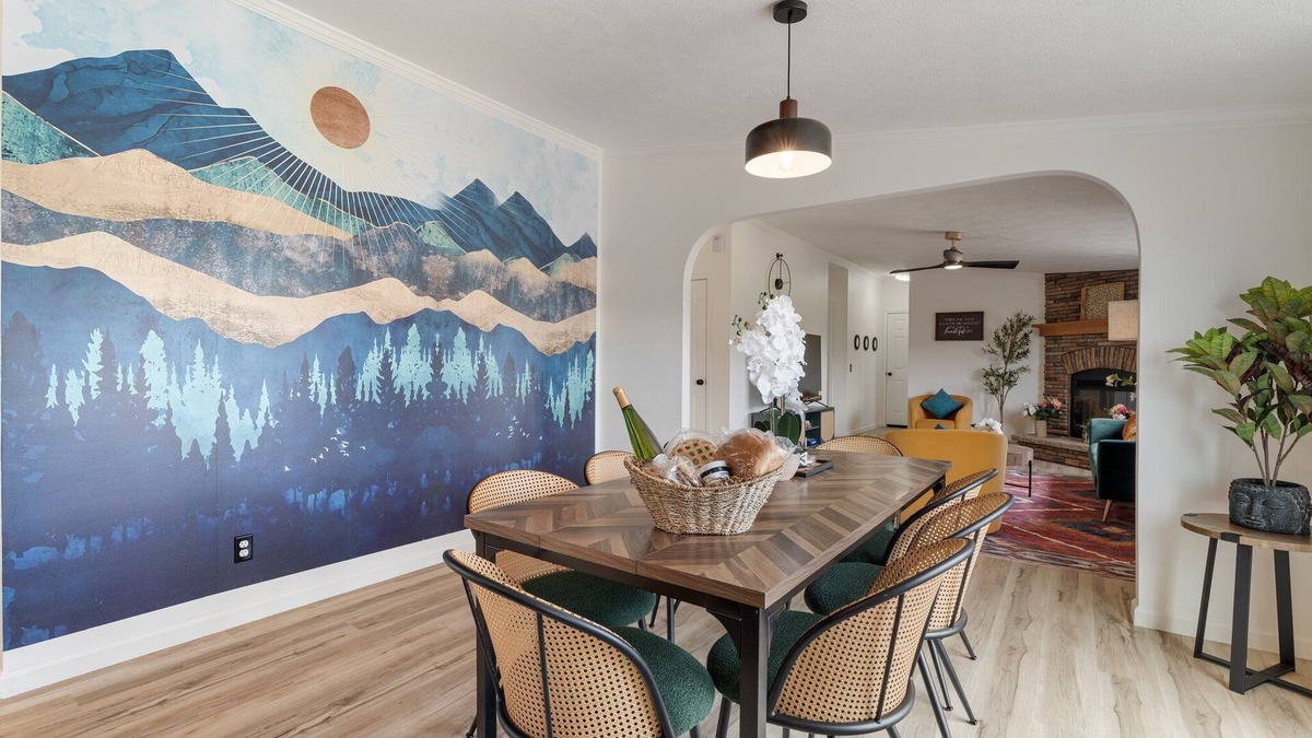 Burdett House | Blissfull cottage with Hot Tub and rolling hills!