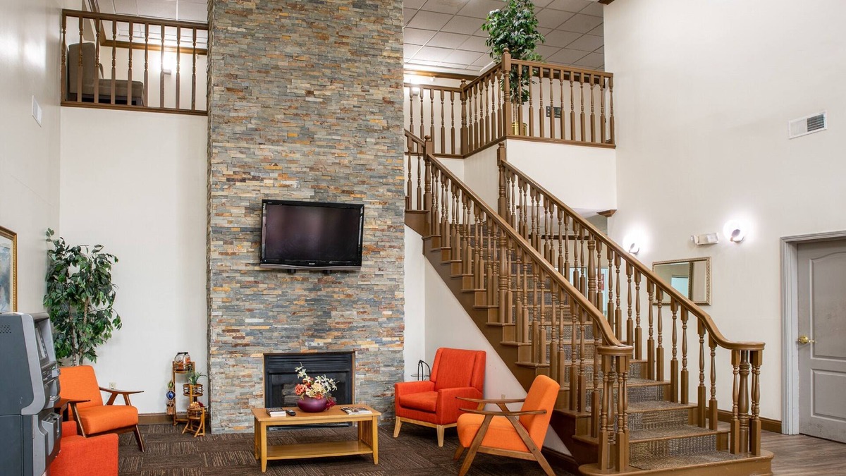 Marion Hotel | BlissPoint Inn & Suites