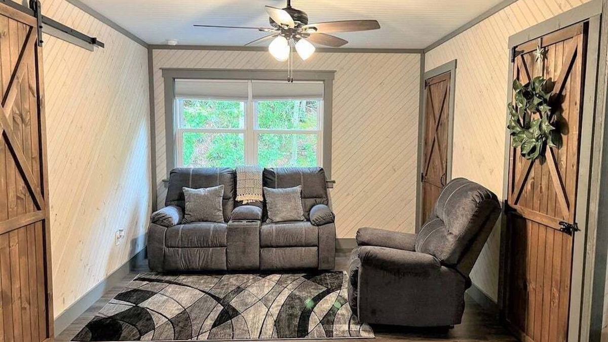 Tylersville House | Blitz Hollow Retreat Apt. near Trophy Fishing