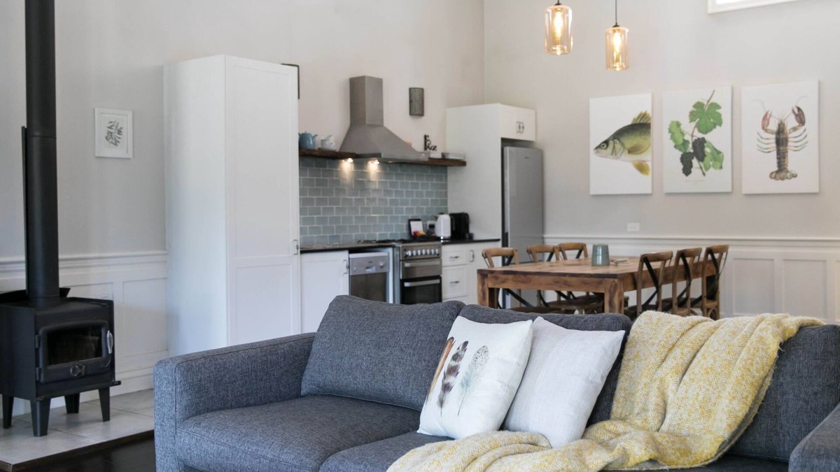 Belford House | Block Eight Estate Vineyard View Villa