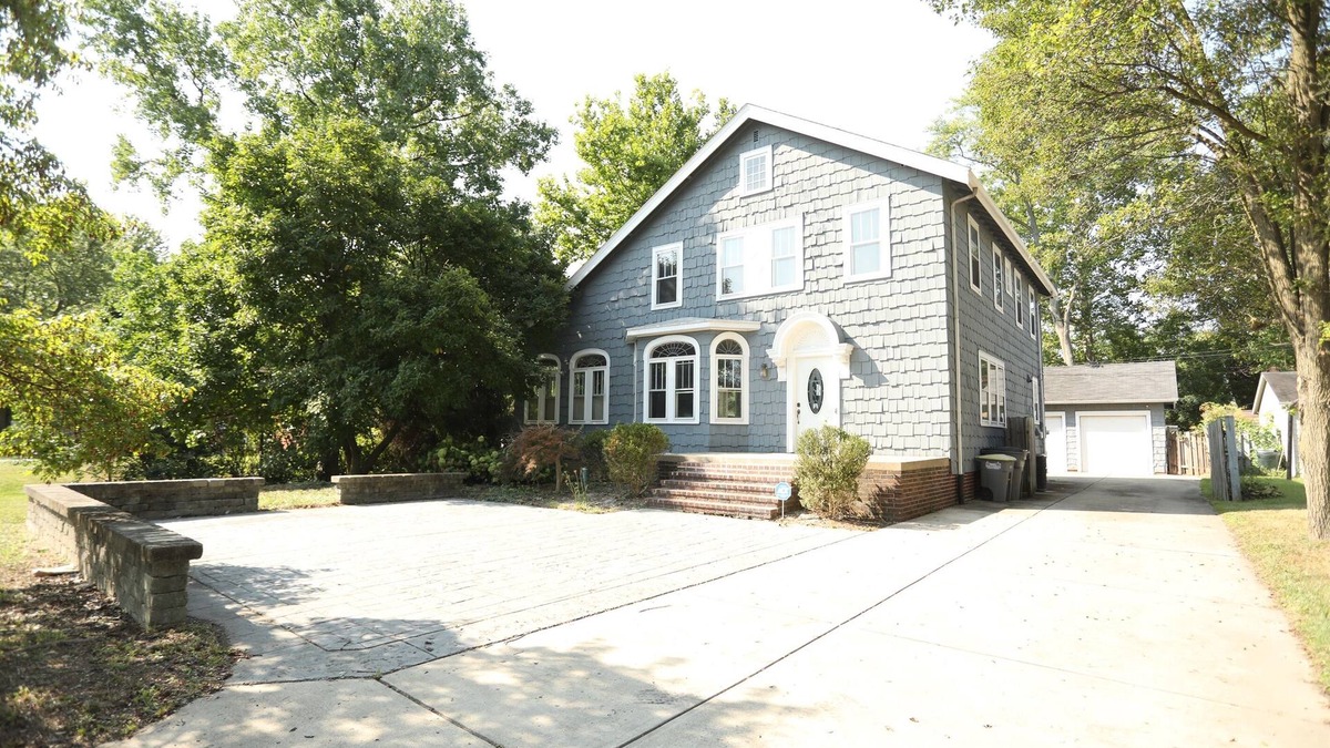 West Lafayette House | Blocks from Purdue, Ross-Ade, Mackey, Samara House, Birck Golf Complex