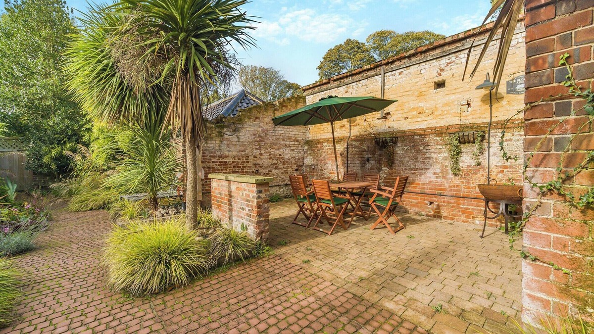 Irstead Cottage | Blofield Cottage - UK48095