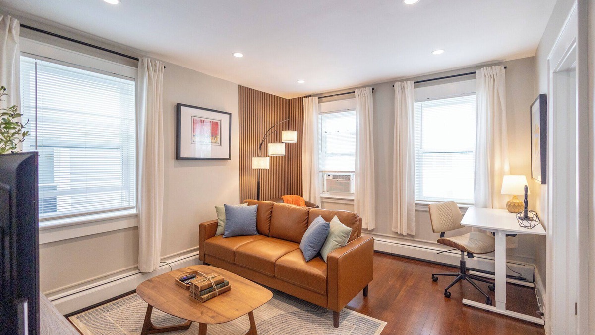 Ampere Apartment | Bloomfield 2BR, Pets OK, Park2Cars, Laundry, Fios, Safe, Quiet, Convenient