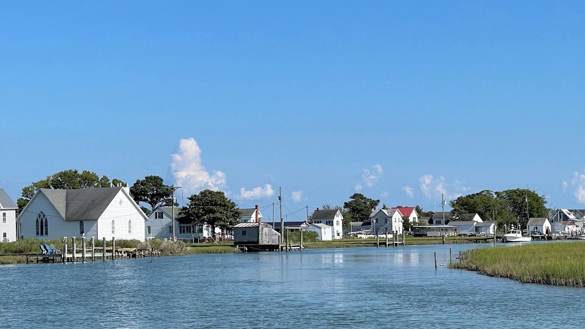 Ewell House | Blue Anchor Cottage at Smith Island MD Quaint & Charming Beach Cottage