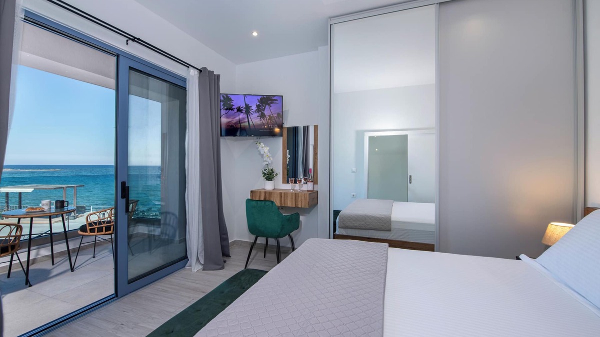 Koum Kapi Villa | Blue Balcony Boutique Suite Seaside Private Parking