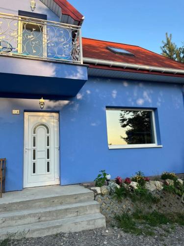 Zabierzow Apartment | Blue cottage near Krakow