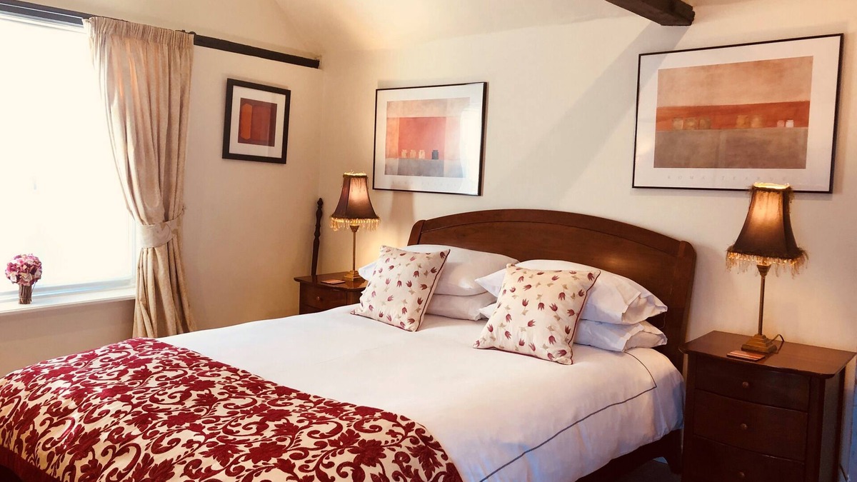Fen Stanton Cottage | Blue Cow Luxury Cosy Cottage - Bed and Breakfast