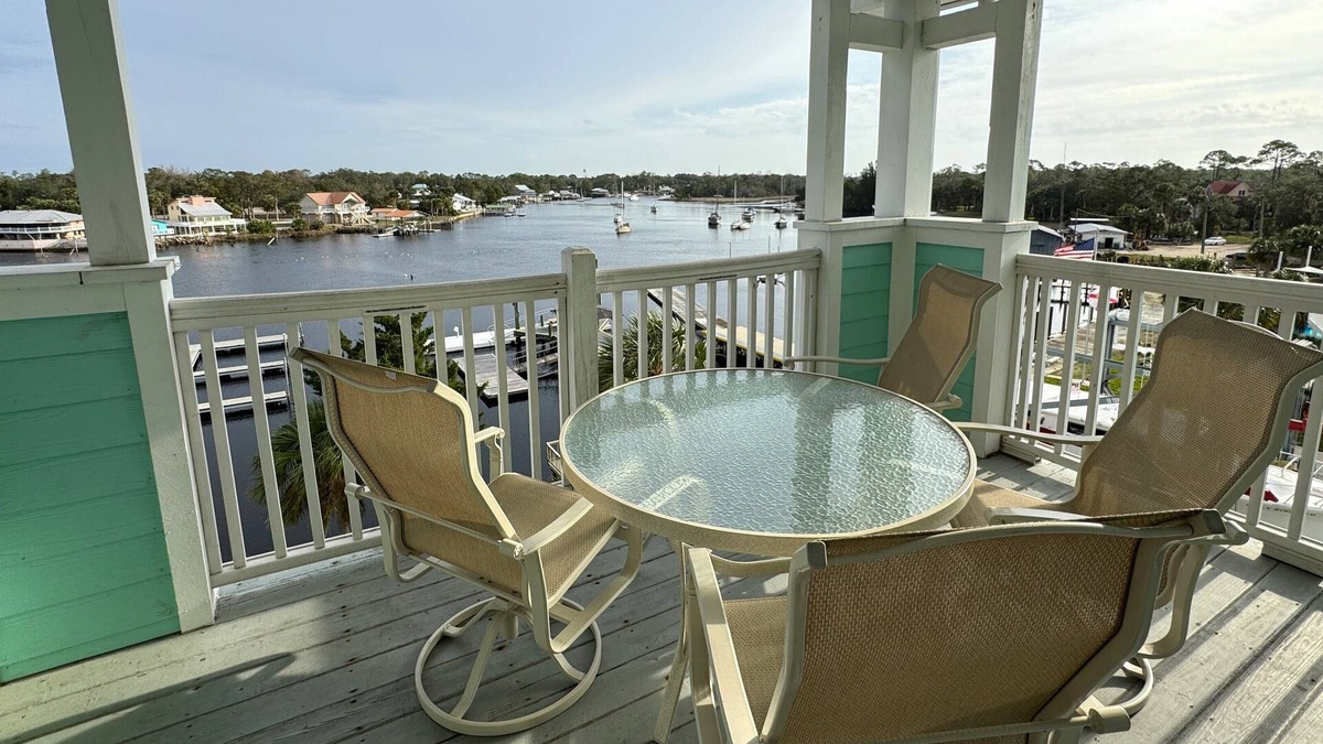 Steinhatchee Condo | Blue Crab Condo at Rivers Edge