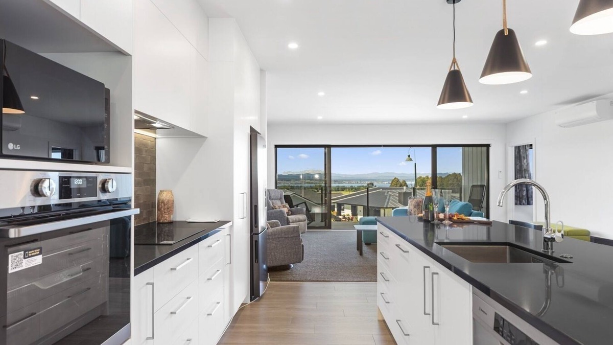 Nukuhau House | Blue Dun Views