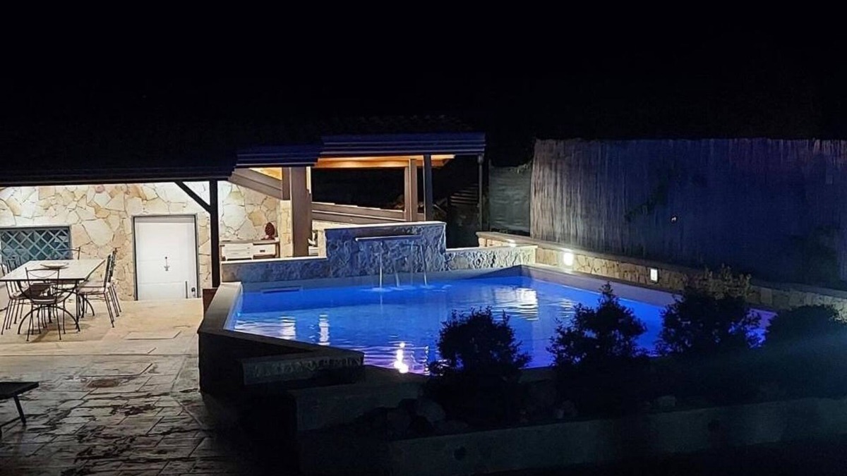 Zafferana Etnea Villa | Blue Etna Holiday Home