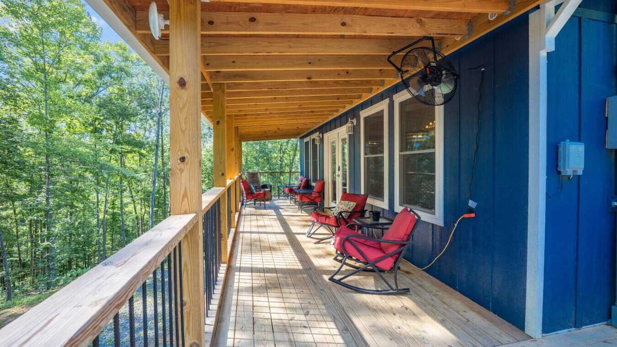 New Tazewell Cabin | Blue Haven Paradise Island