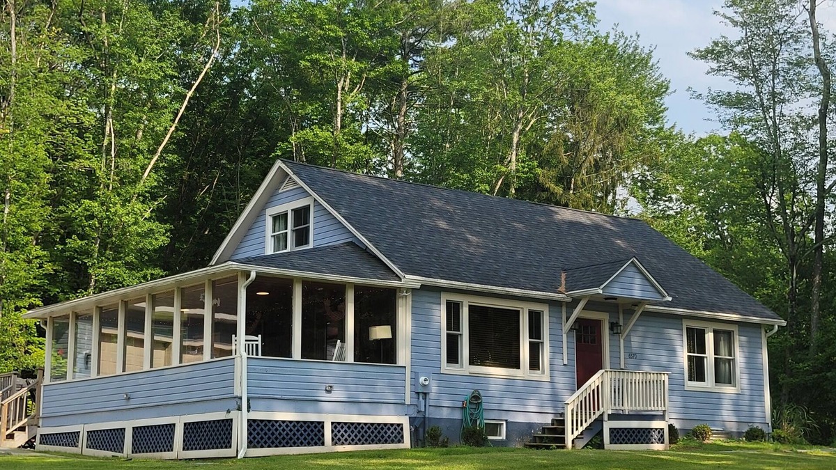 Narrowsburg House | Blue Haven w/EV Charger. Close to all that Narrowsburg has to offer!