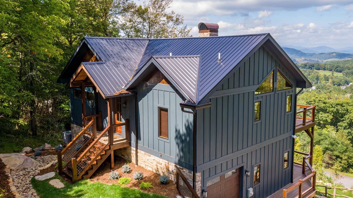Boone House | Blue Heaven - Long Range Views, Hot Tub, Luxury Home, Near Blowing Rock!